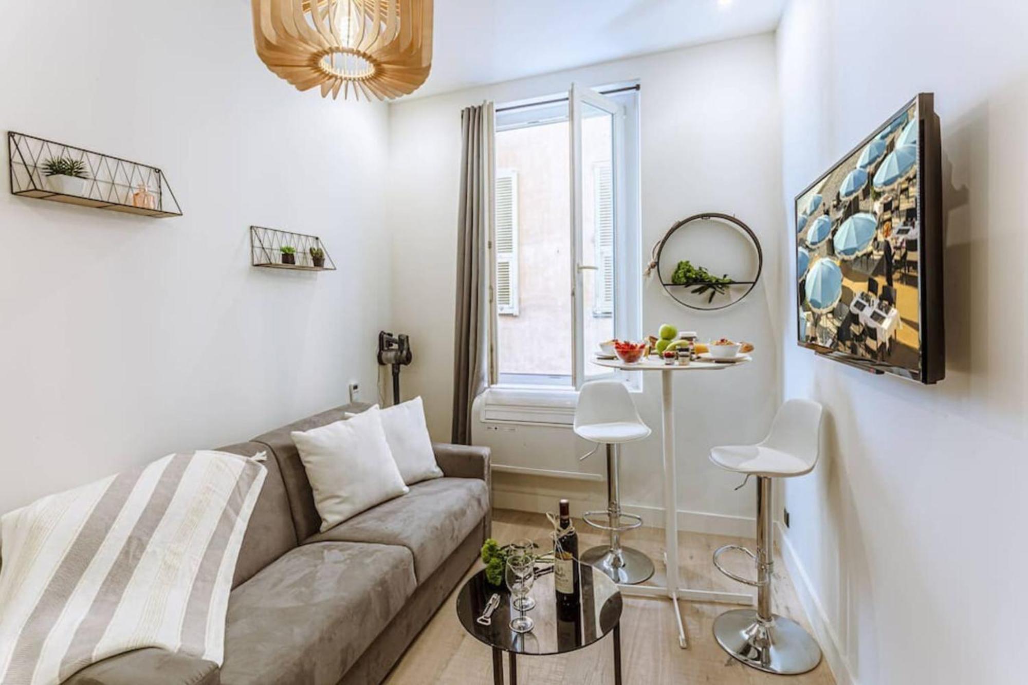 Bunico 1 - Old Town Renovated Studio Nizza Esterno foto