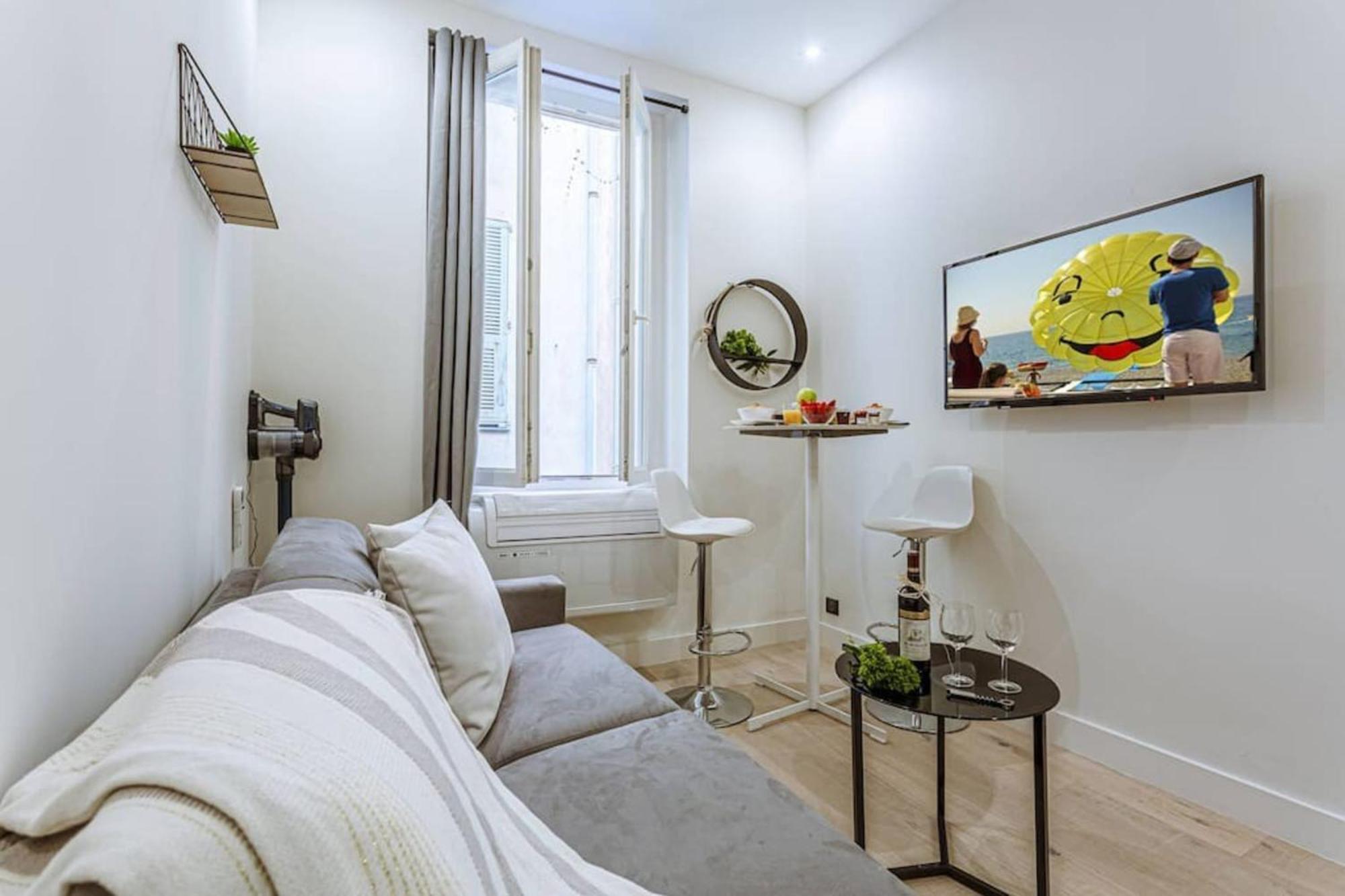 Bunico 1 - Old Town Renovated Studio Nizza Esterno foto